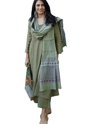 Womens Rayon Blend Solid Straight Kurta with Pant Dupatta Green